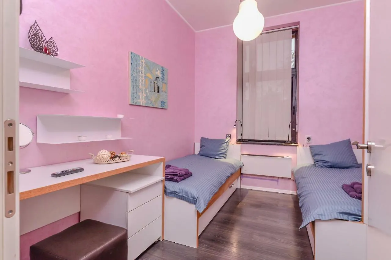 Apartment Champs-Elysees Sofia 2-Bdr, 2-Bthr Tsar Simeon Suite By Flat Mаnager Bulgaria