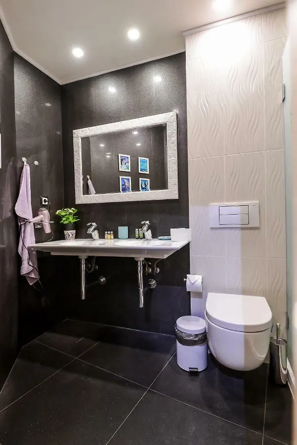 Champs-Elysees Sofia 2-Bdr, 2-Bthr Tsar Simeon Suite By Flat Mаnager Apartment